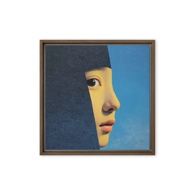 Hidden Glance | Art Print
